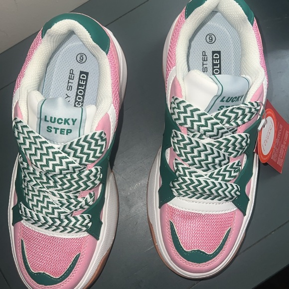 Lucky Steps fashion sneakers - size 6 - NWT - Picture 6 of 6